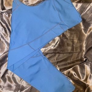 *Rare* Zyia Blue leggings